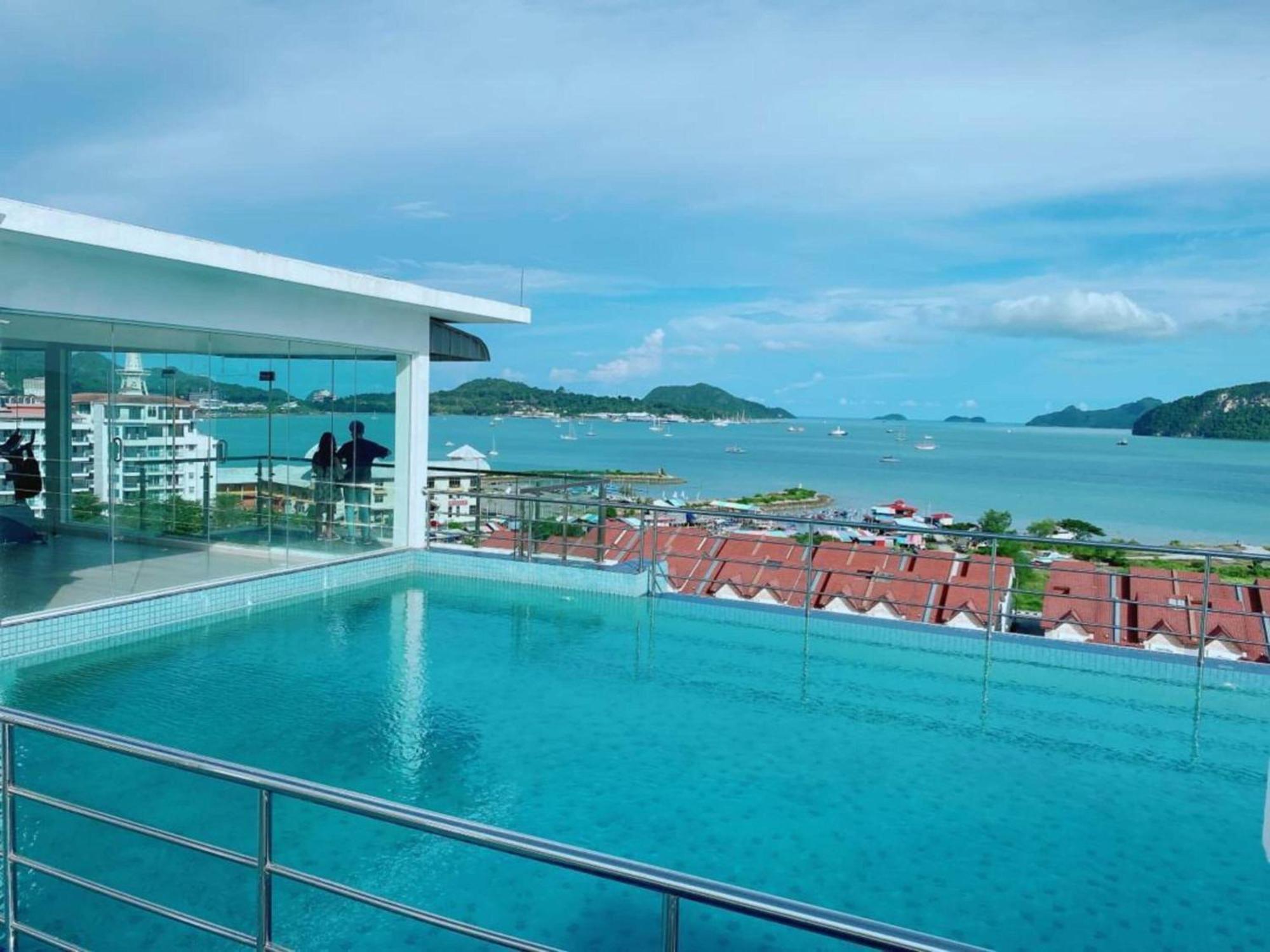 Oyo 91086 Bayu Service Apartment Kuah Exterior foto